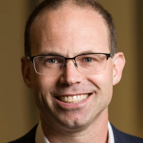 Headshot of BCG expert Barry Rosenberg