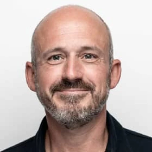 Headshot of BCG expert Justin Manly