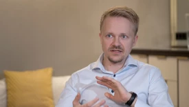How Traditional Commodity Traders Can Use Digital Tools to Stay Competitive