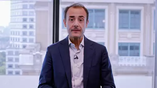 Thriving with AI in the New Risk Landscape