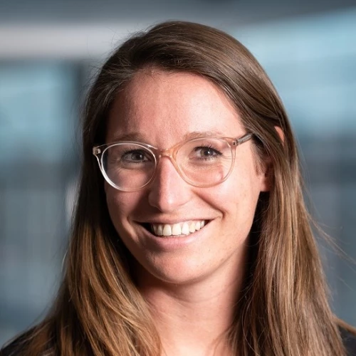 Annie Van Eekeren Bio Photo