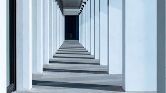 How Transformative CEOs Lead in a Crisis Rectangle