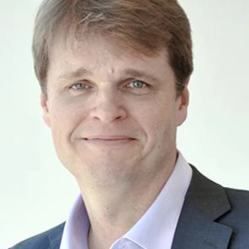 Headshot of BCG expert Dylan Bolden