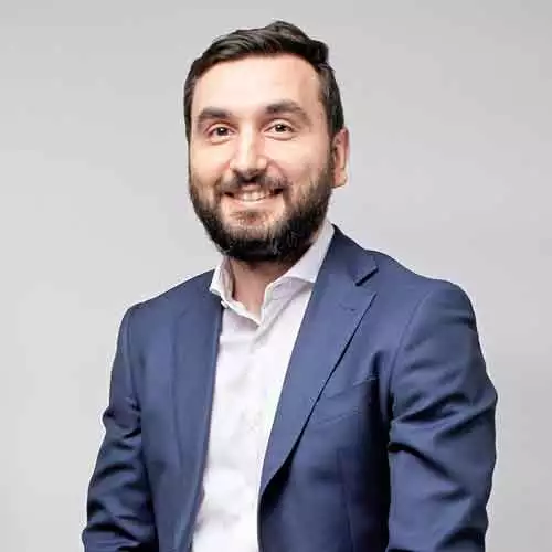 Enrico Tanduo | Headshot