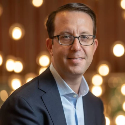 Headshot of BCG expert Jonathan Croog Managing Director & Senior Partner