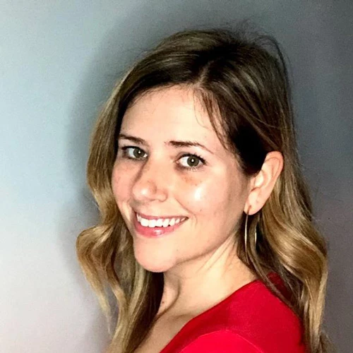 Sarah-Baxter | Headshot