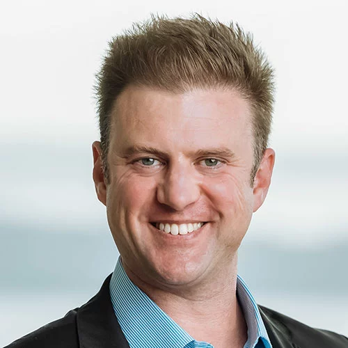 Headshot of BCG expert Julian King