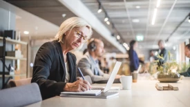 understanding-the-expectation-gap-in-the-future-of-work-australia.jpg
