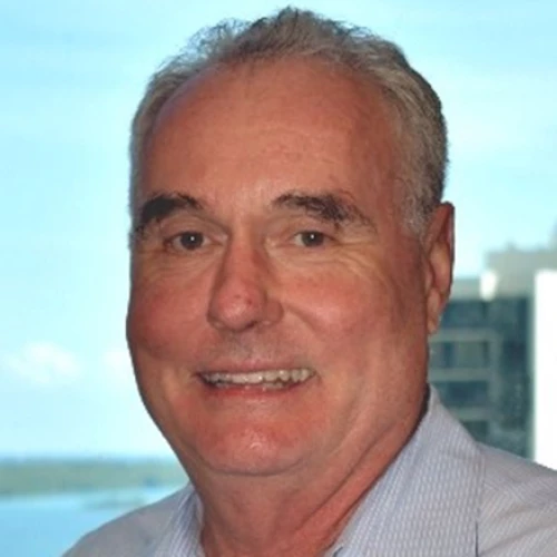 Headshot of BCG expert Bill Earnshaw