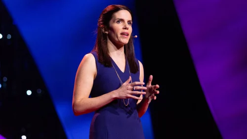elizabeth-lyle-how-to-break-bad-management-habits-next-generation-leaders-tcm9-210971.jpg