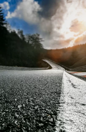 Four Ways PE Can Accelerate Returns in Automotive