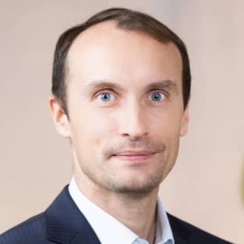 eric oudenot headshot (1).jpg