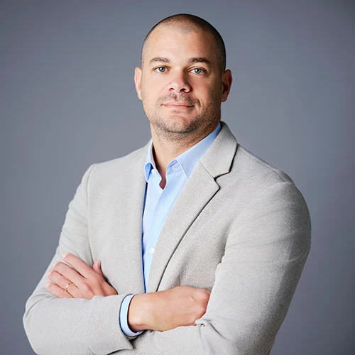 Headshot of BCG expert Nabil Mikou