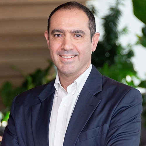 Headshot of BCG expert Nuno Gomes