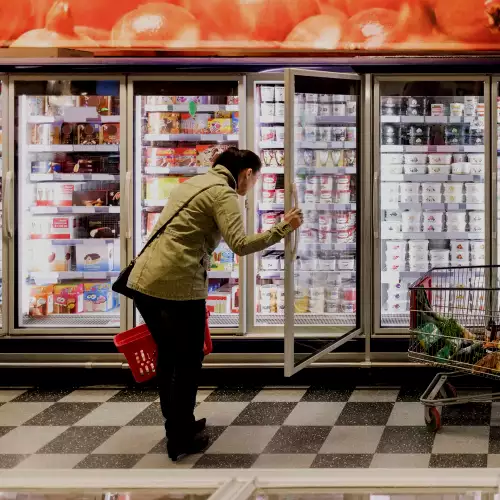 An Innovation Wake Up Call for CPG Companies | rectangle gradient