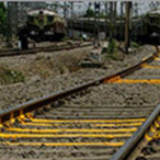 RailwayTracks-Yellow-Paint.png