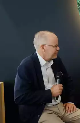 Leading a Customer-Owned Company