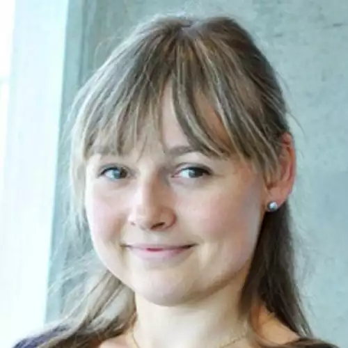 Headshot of BCG expert Catherine Rivet