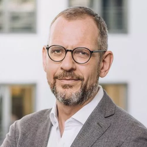 Headshot of BCG expert Felix Schuler