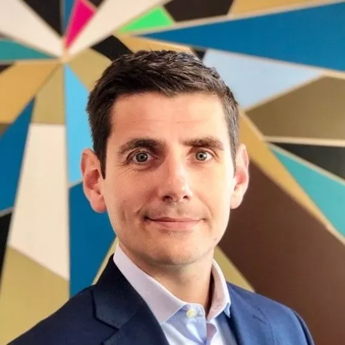 Headshot of BCG expert Laurent Demeur