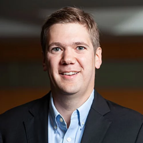 Headshot of BCG expert Thomas Baker