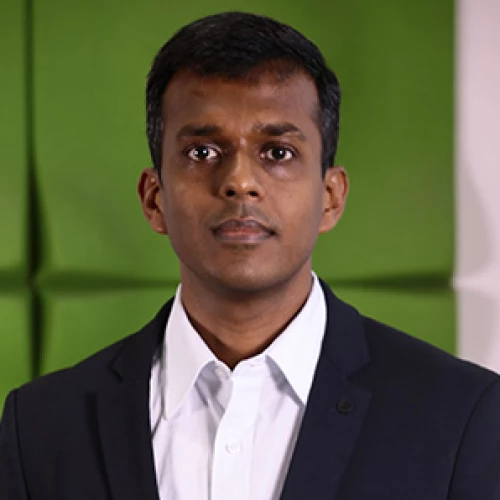 Headshot of BCG expert Ravi Srivastava Managing Director & Senior Partner