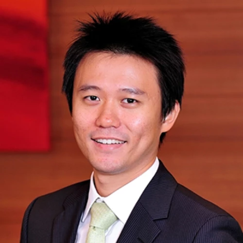 Headshot of BCG expert Yi Guo