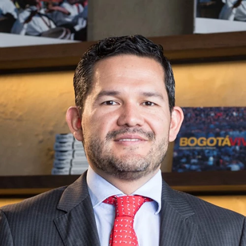 Andres_Giraldo_438x438.jpg