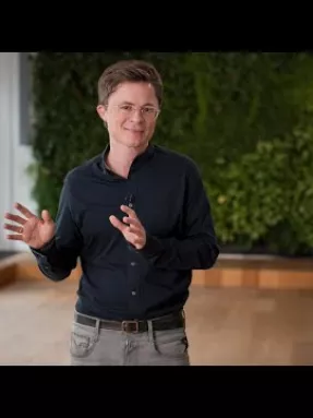 How Your Company Can Gain a Global Talent Advantage