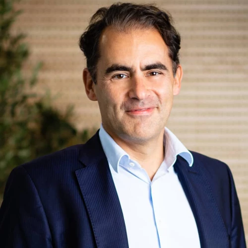 Headshot of BCG expert Patrick Dupoux