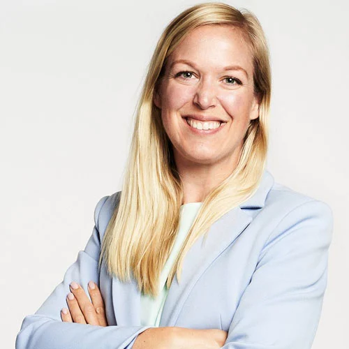 Lise-Lourp | Headshot
