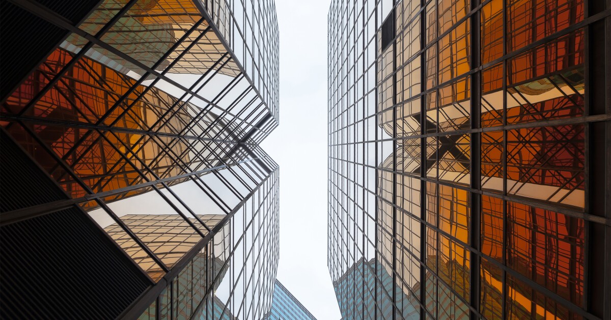 Reinventing Corporate And Investment Banks g
