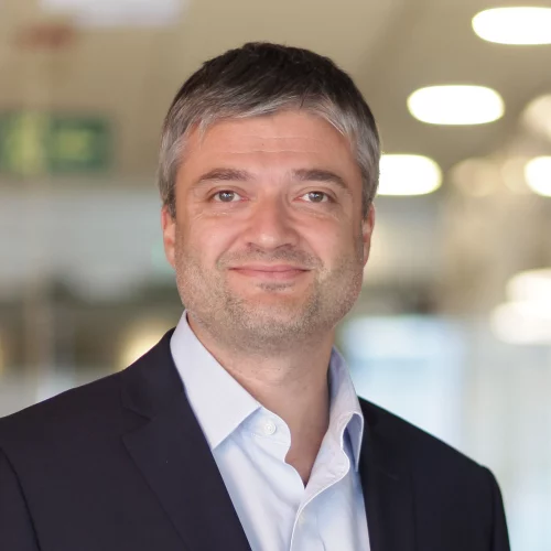 Headshot of BCG expert Carlos Paci
