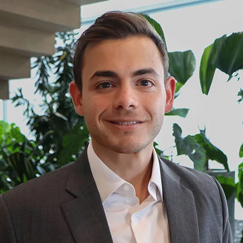 Headshot of BCG expert Matheus Munhoz
