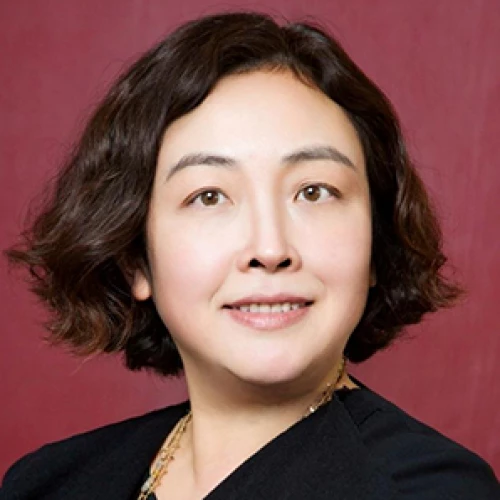 Headshot of BCG expert Carol Liao