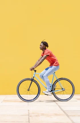 The Risks and Rewards of Data Sharing for Smart Cities