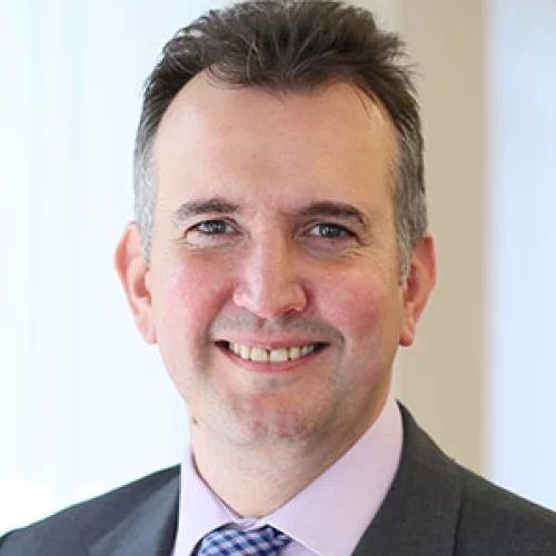 Headshot of BCG expert Nick South