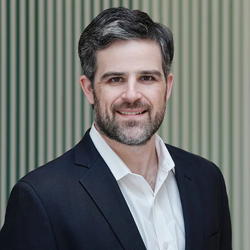Headshot of BCG expert Logan Besuden