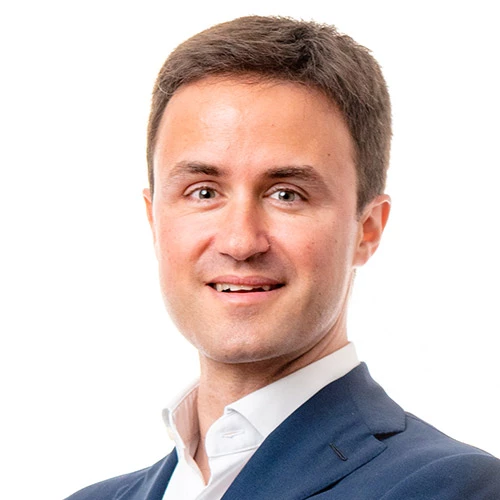 Headshot of BCG expert Alessandro Callioni