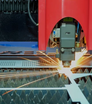 "Red diamond cutting machine"