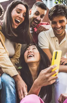 Damit Die GenZ Nicht Zur Lost Generation Wird – Etablierte Banken Müssen Den Kampf Um Die GenZ Jetzt Aufnehmen | Hero Image