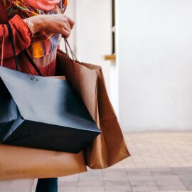 Black-Friday-2022-Les-Francais-plus-nombreux-a-en-profiter-mais-moins-depensiers-qu-en-2021.jpg
