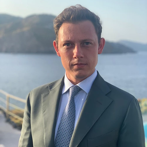 Headshot of BCG expert Mattia Rodriquez