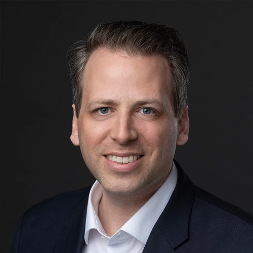 Michael Steiger | Headshot