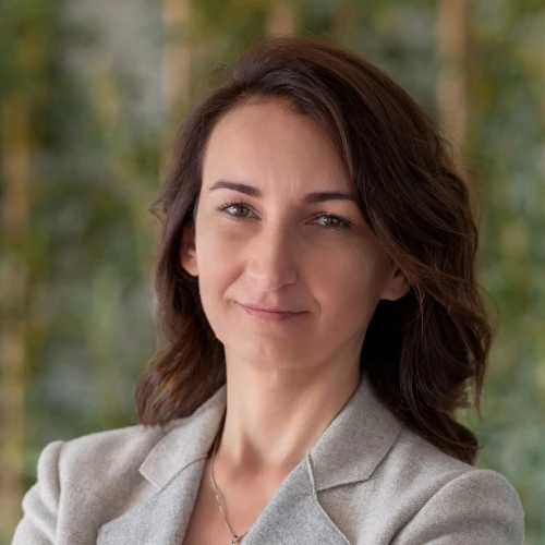 Asli-Kurbay.jpg