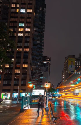 breaking-barriers-to-data-center-growth | rectangle re-upload