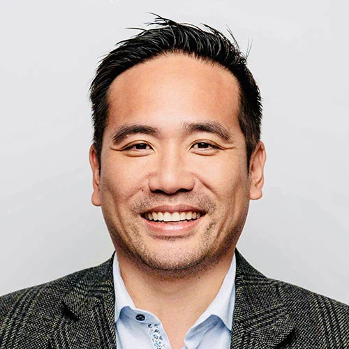 Headshot of BCG expert Viktor Lee