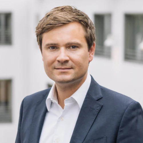 Headshot of BCG expert Maximilian Rohnke