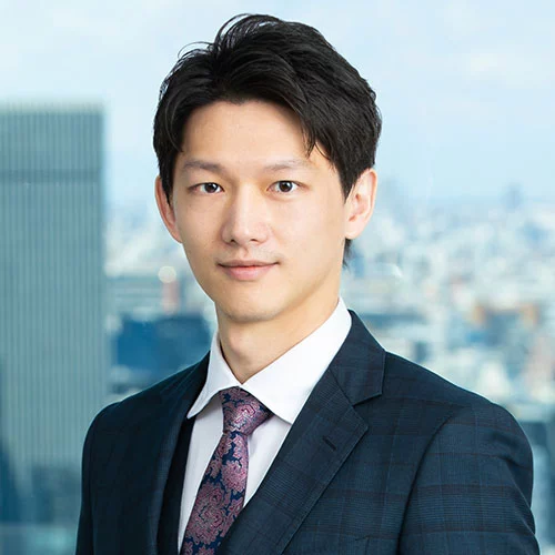Headshot of BCG expert Adam Chang