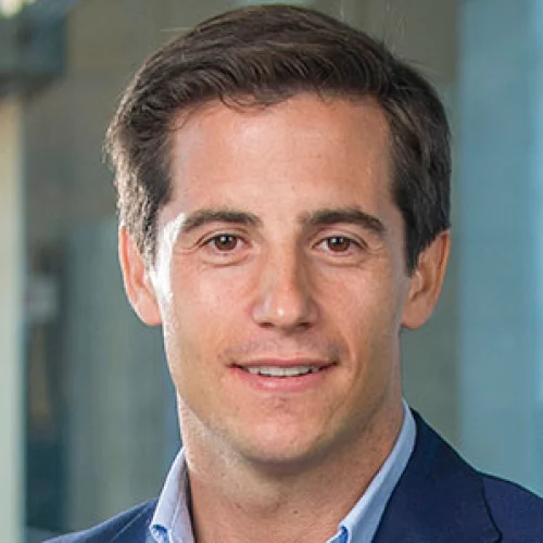 Headshot of BCG expert Alfonso Abella Managing Director & Senior Partner